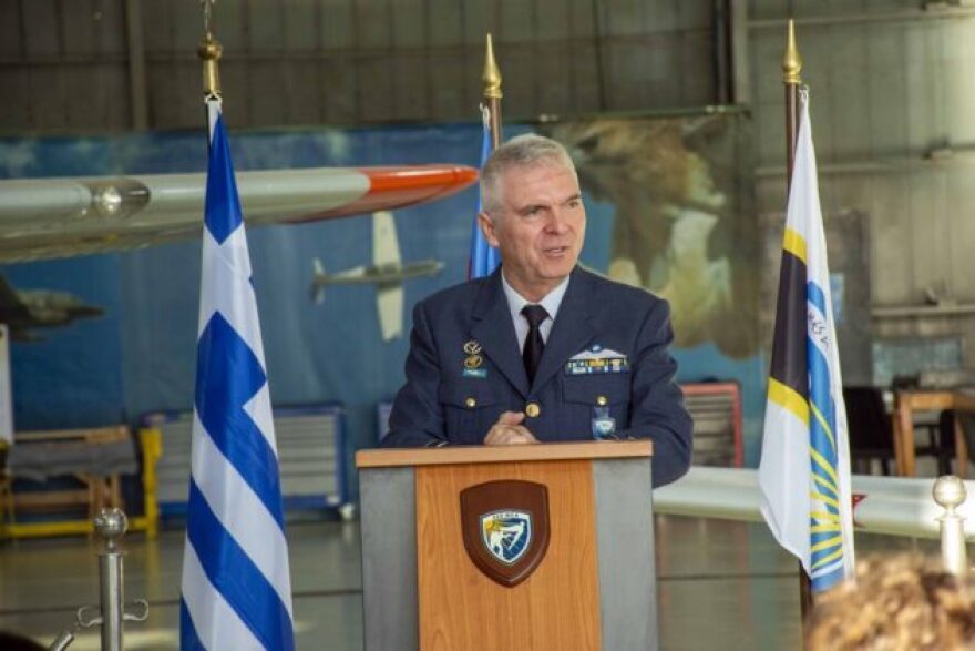 Πολεμική Αεροπορία: Μαθητές Λυκείου πέταξαν με εκπαιδευτικά αεροσκάφη - Δείτε φωτογραφίες