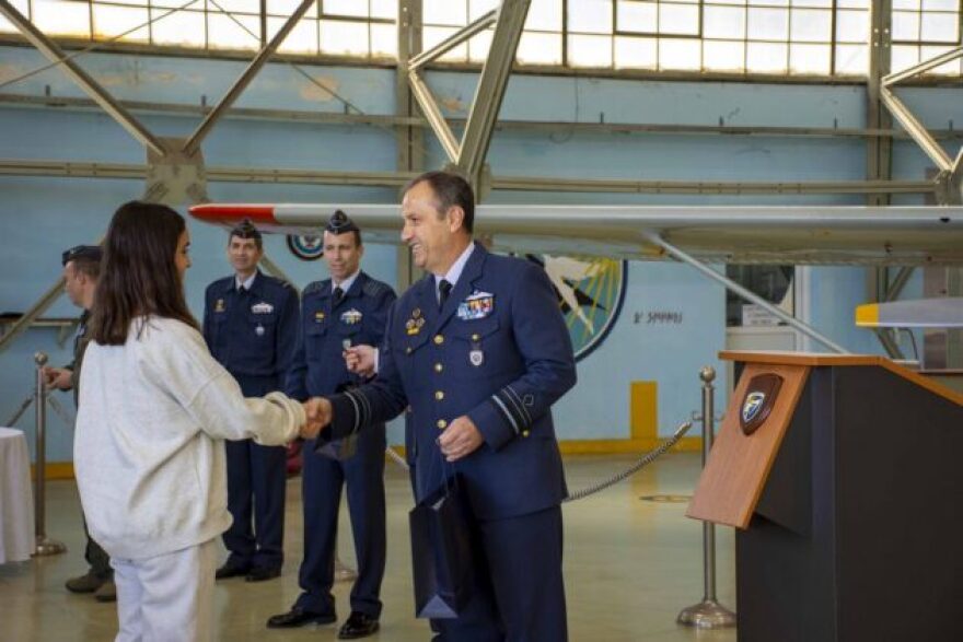 Πολεμική Αεροπορία: Μαθητές Λυκείου πέταξαν με εκπαιδευτικά αεροσκάφη - Δείτε φωτογραφίες