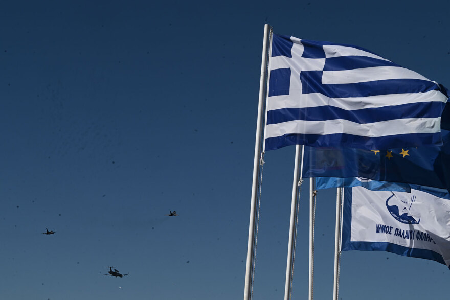 Δένδιας από το Φλοίσβο: Οι Έλληνες μπορούν να  είναι βέβαιοι για την αποτελεσματική υπεράσπιση της εθνικής κυριαρχίας