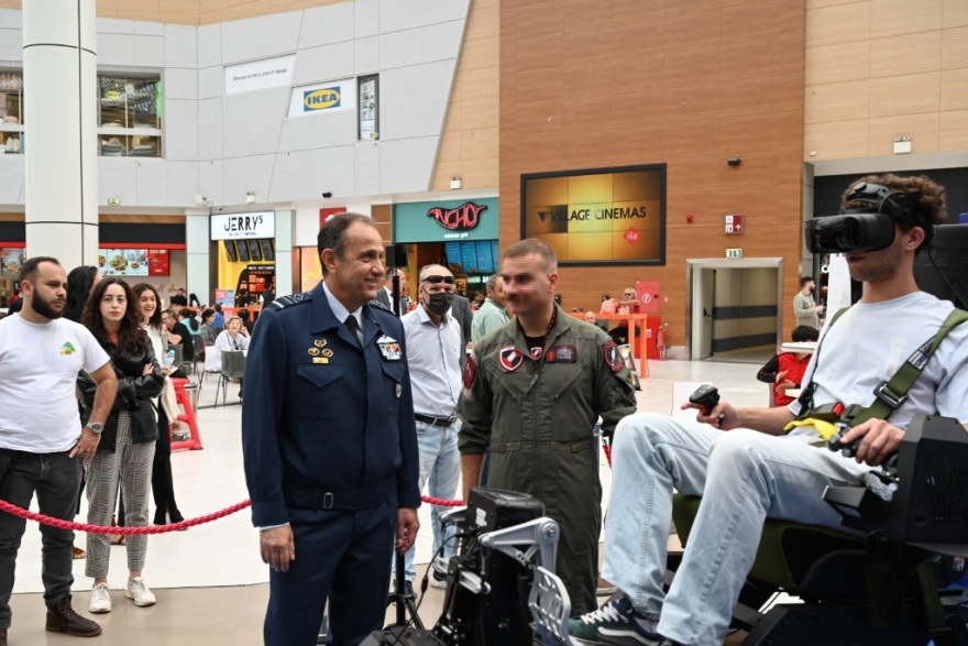 Δένδιας από το Φλοίσβο: Οι Έλληνες μπορούν να  είναι βέβαιοι για την αποτελεσματική υπεράσπιση της εθνικής κυριαρχίας