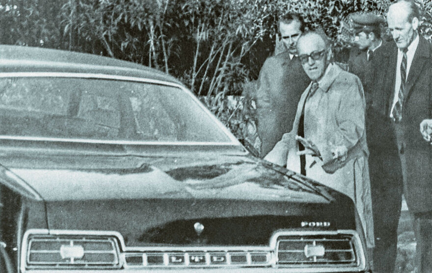 Ελοΐζ Πέιτζ: Η γυναίκα που έσπασε το «άβατο» της CIA - Ποια ήταν η «σιδερένια πεταλούδα» που κυνήγησε τη «17 Νοέμβρη»