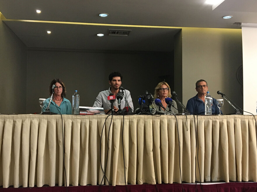 «Με τους Παλαιστίνιους θέλουμε να βρούμε έναν δρόμο για ειρηνική ζωή» δήλωσε αδελφός Ισραηλινού ομήρου