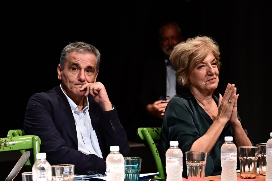 Ευκλείδης Τσακαλώτος: Θέλω να φέρω την υπερηφάνεια στην Αριστερά, αλλά δύσκολο να γίνει σε αυτό το κόμμα