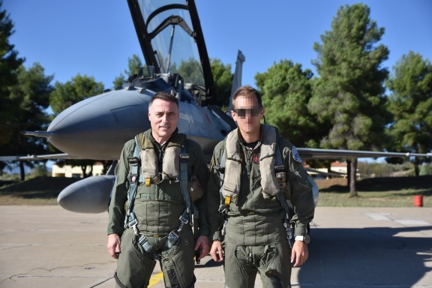 Πτήση με μαχητικό F-16: «Δυσκολεύομαι να πιστέψω όσα είδα και όσα έζησα»