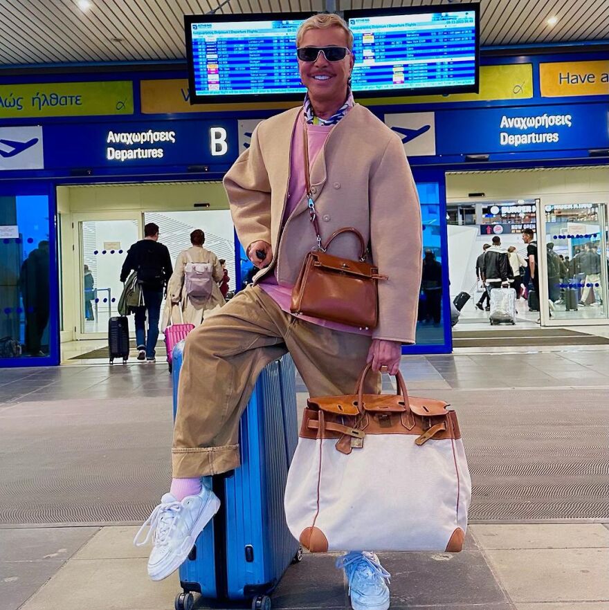 Λάκης Γαβαλάς: Ορισμένοι εκμεταλλεύονται το όνομά μου για άσχετες κριτικές και ποτέ για τη δουλειά μου