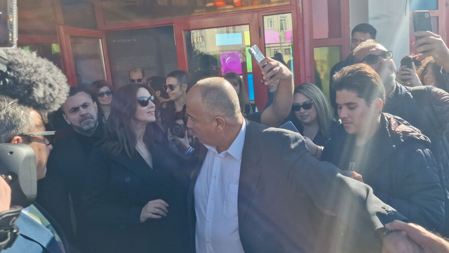 Μόνικα Μπελούτσι: Το πρωινό που απόλαυσε στη Θεσσαλονίκη και το φιλί στον κόσμο που την επευφημούσε