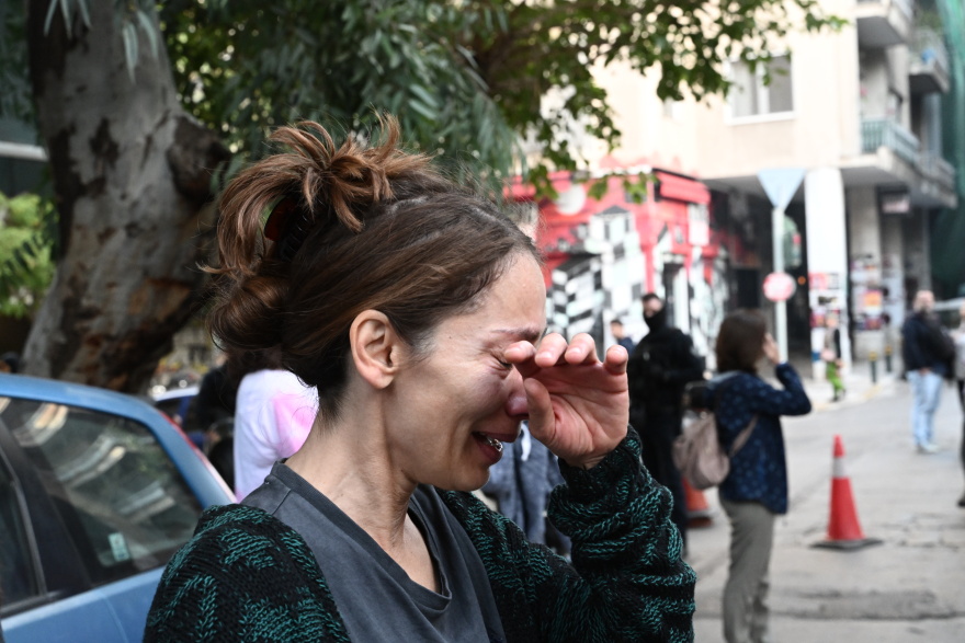 Εξάρχεια: Συνεχίζονται οι αντιδράσεις για το μετρό - Παρουσία των ΜΑΤ οι εργασίες