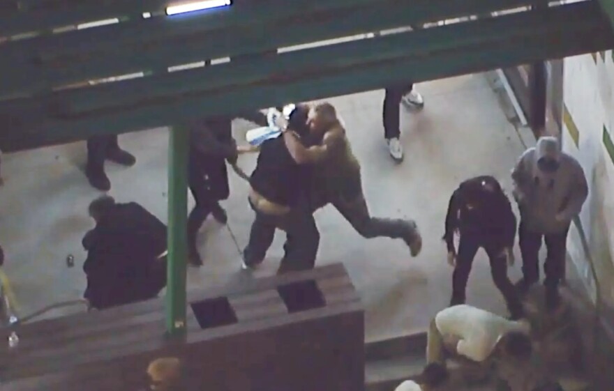 Πόλεμος στο Ισραήλ: Επεισόδια στο Λος Άντζελες έπειτα από βίντεο για τη Χαμάς που πρόβαλε η Ισραηλινή ηθοποιός Γκαλ Γκαντότ