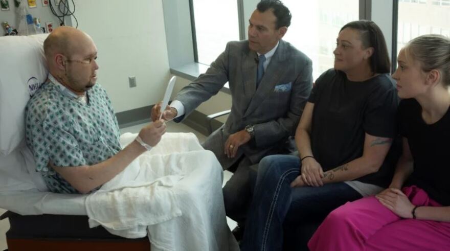 Νέα Υόρκη: Μεταμόσχευσαν για πρώτη φορά με επιτυχία ολόκληρο μάτι σε ασθενή - Δείτε φωτογραφίες