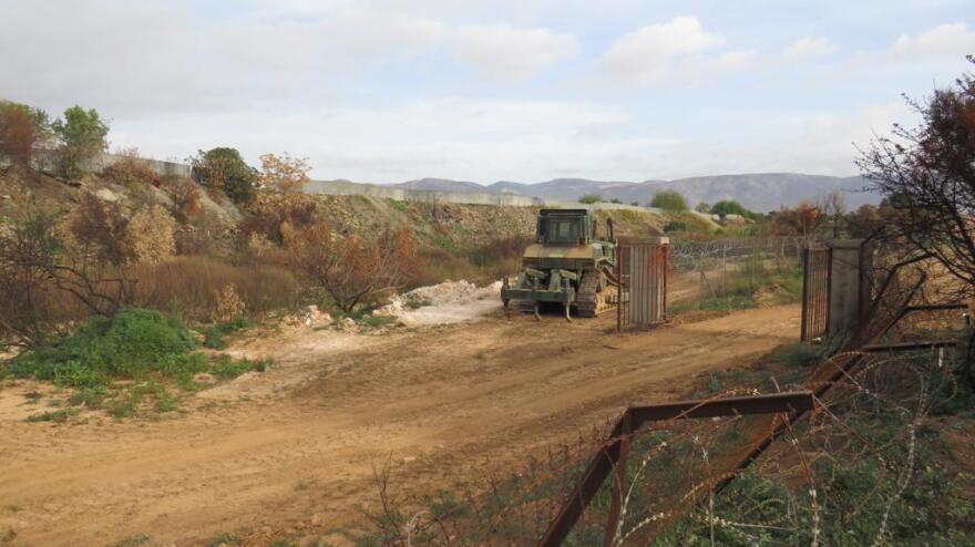Συνεχίζονται οι καθαρισμοί ρεμάτων στην Αττική - Συνδρομή και των Ενόπλων Δυνάμεων