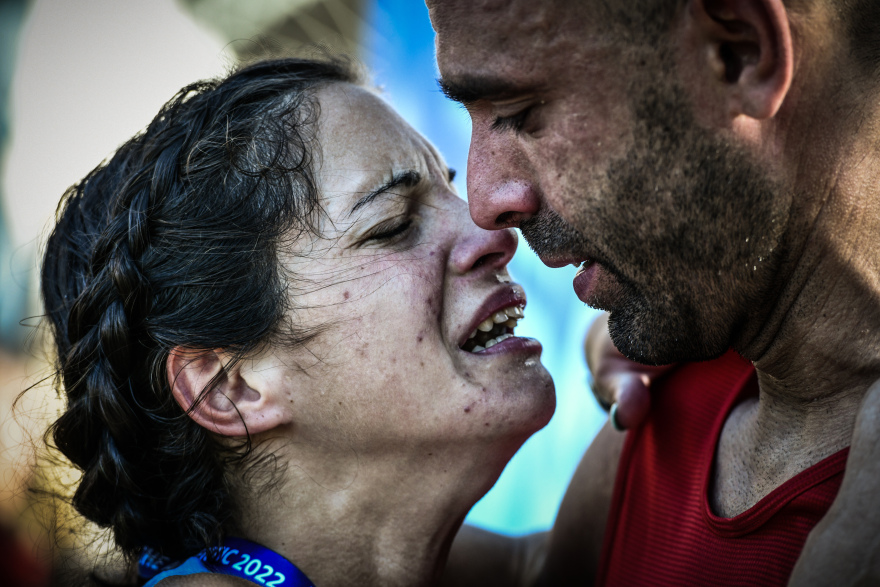 Συγκλονίζει η νικήτρια του Μαραθωνίου 2022 για τη μάχη με τον καρκίνο: «Κοίταζα το παιδί μου, έπαιρνα δύναμη και τα κατάφερα»