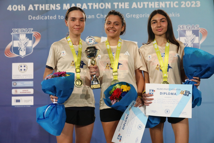 40ος Μαραθώνιος: 20.000 κόσμου έτρεξε στα 10 χλμ - Σταμούλης και Μαρινάκου οι νικητές, δείτε βίντεο και φωτογραφίες