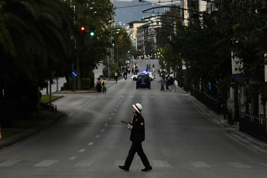 40ος Μαραθώνιος: Χιλιάδες δρομείς κατέκλυσαν την Αθήνα για τα 10 χλμ - Δείτε φωτογραφίες