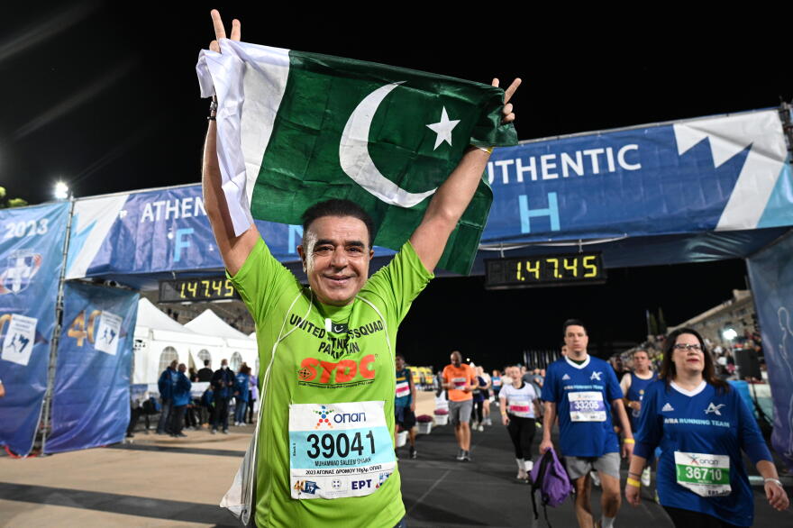 40ος Μαραθώνιος: 20.000 κόσμου έτρεξε στα 10 χλμ - Σταμούλης και Μαρινάκου οι νικητές, δείτε βίντεο και φωτογραφίες