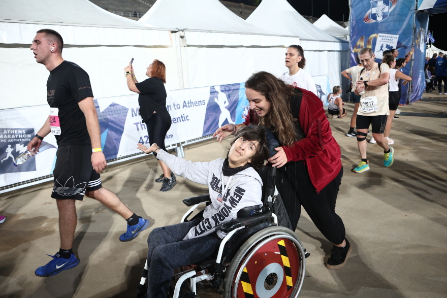 40ος Μαραθώνιος: 20.000 κόσμου έτρεξε στα 10 χλμ - Σταμούλης και Μαρινάκου οι νικητές, δείτε βίντεο και φωτογραφίες