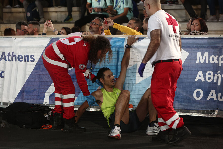 40ος Μαραθώνιος: 20.000 κόσμου έτρεξε στα 10 χλμ - Σταμούλης και Μαρινάκου οι νικητές, δείτε βίντεο και φωτογραφίες