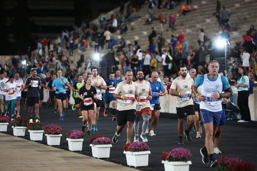 40ος Μαραθώνιος: 20.000 κόσμου έτρεξε στα 10 χλμ - Σταμούλης και Μαρινάκου οι νικητές, δείτε βίντεο και φωτογραφίες