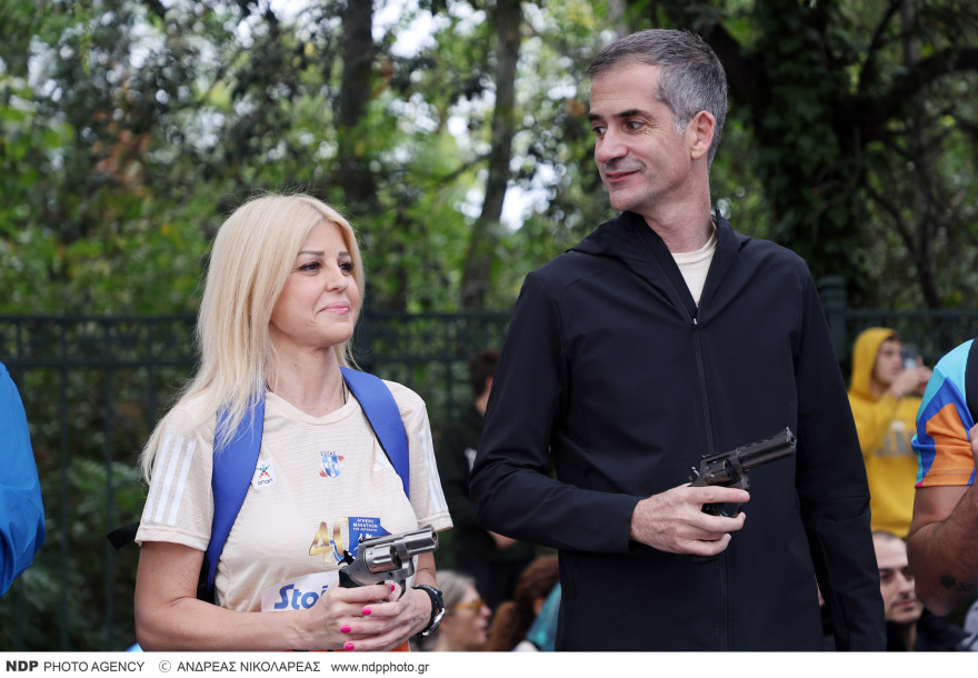 Μαραθώνιος: Κώστας Μπακογιάννης, Αντιγόνη Ντρισμπιώτη και Άγγελος Μπασινάς έτρεξαν στα 5 χλμ.