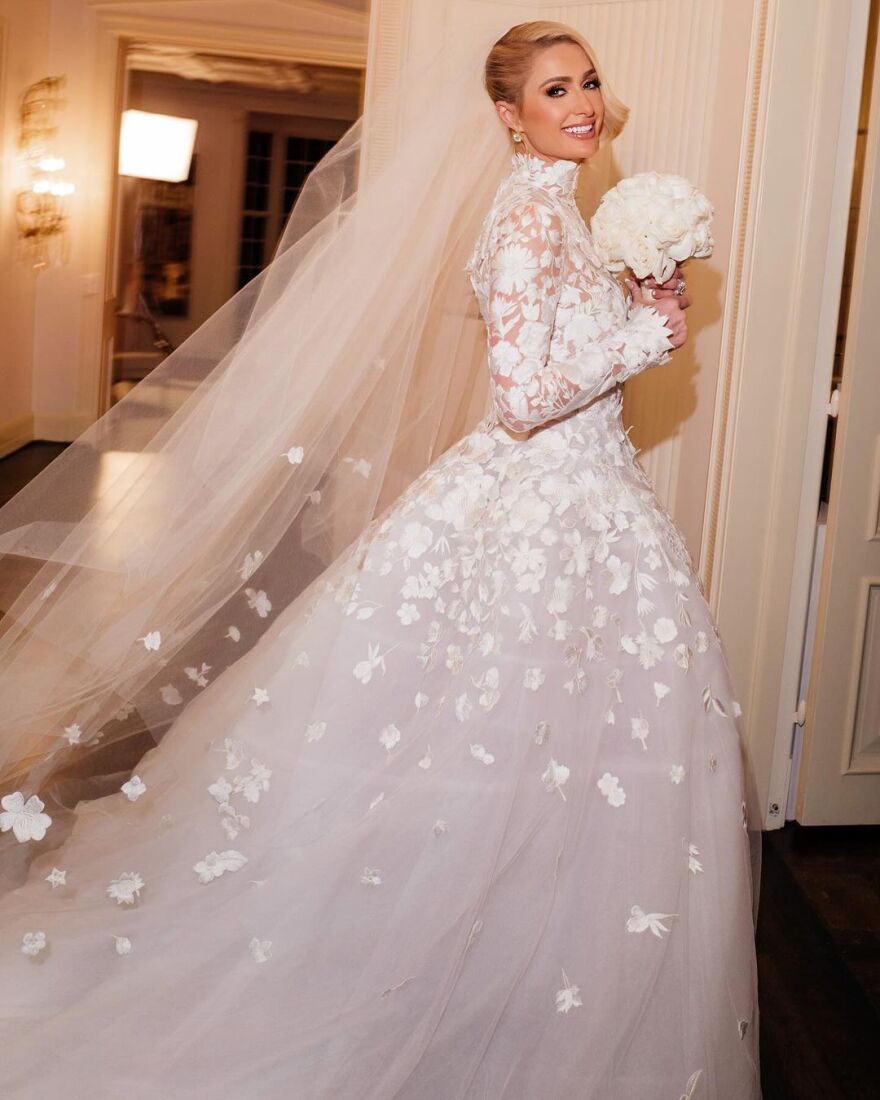 Πάρις Χίλτον: Γιόρτασε 2 χρόνια γάμου - Με κάνεις να νιώθω σαν το πιο τυχερό κορίτσι στον κόσμο κάθε μέρα