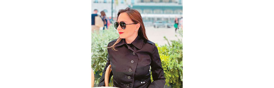 Ο πόλεμος των Τράγκα συνεχίζεται - Η Μαρία Καρρά πουλάει τη Ferrari, θα κυκλοφορεί με την... Bentley