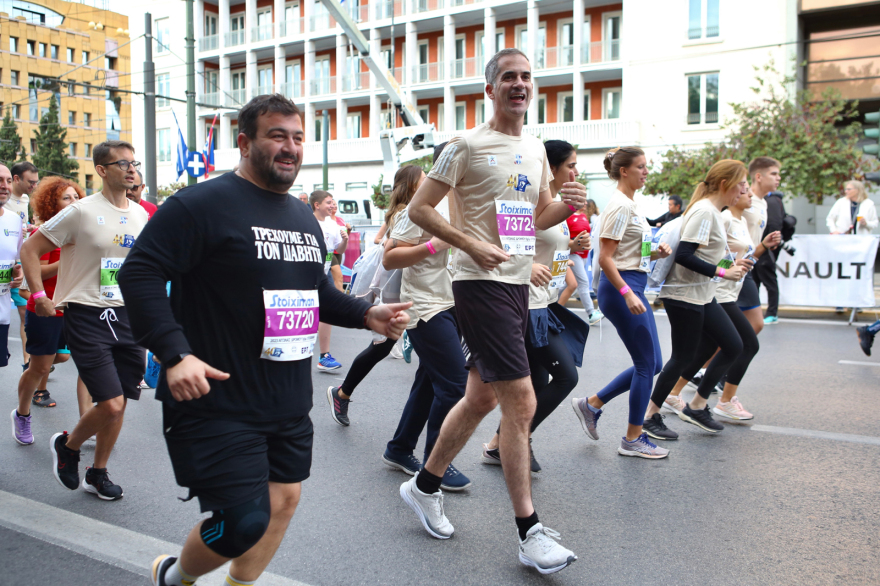 Μαραθώνιος 5χλμ: Σε 14 λεπτά τερμάτισε ο πρώτος - Δείτε φωτογραφίες από το «ορεκτικό» του μαραθωνίου