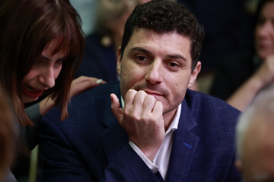 ΣΥΡΙΖΑ: Πώς φτάσαμε στη διάσπαση του κόμματος - Όλο το παρασκήνιο των τριών ημερών 