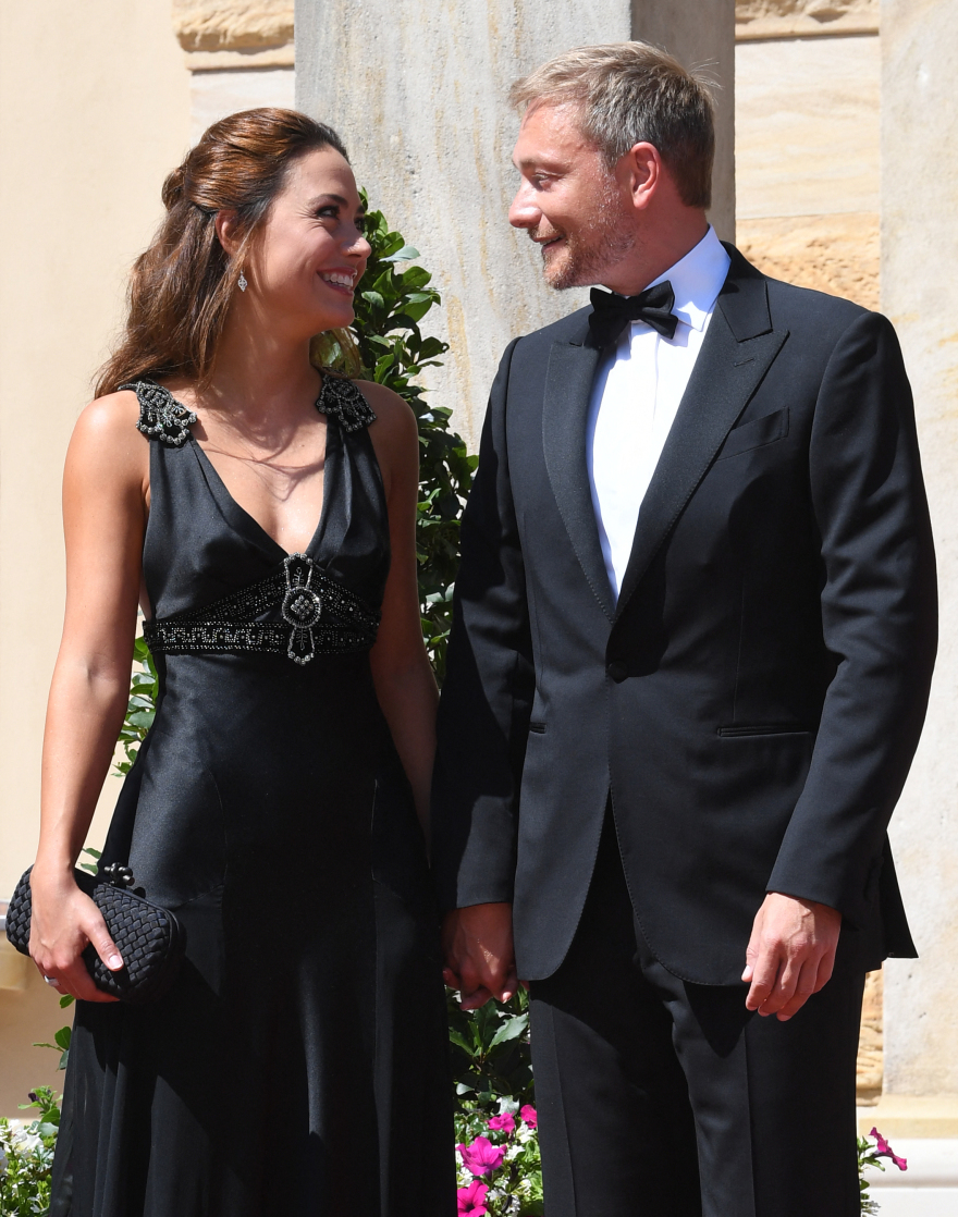 Φράνκα Λέφελντ: Σύζυγος του Γερμανού υπουργού Οικονομικών η δημοσιογράφος που συντόνισε τη συζήτηση Μητσοτάκη - Μερτς