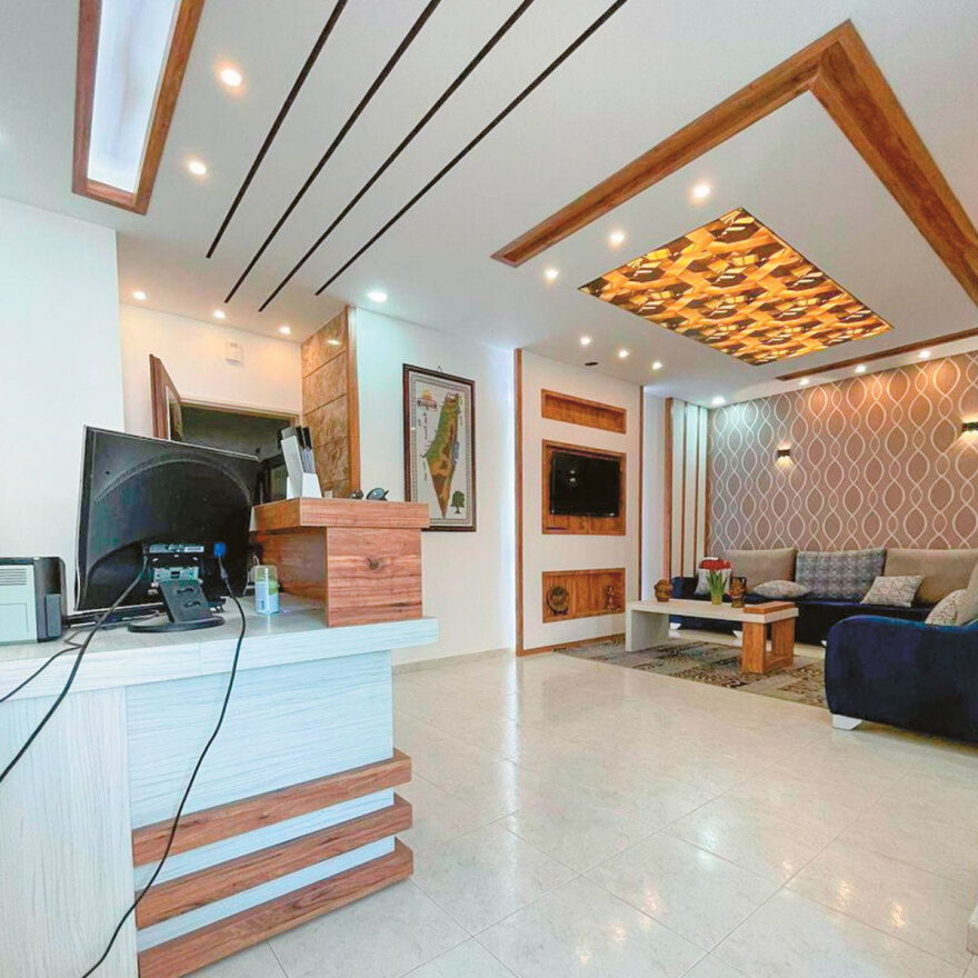 Ο Έλληνας πλαστικός χειρουργός της Γάζας και πώς απέδρασε από την κόλαση του πολέμου