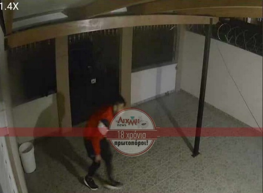 Μεσολόγγι: Πήγε σε γάμο και είδε από το κινητό του, διαρρήκτες μέσα στο σπίτι του