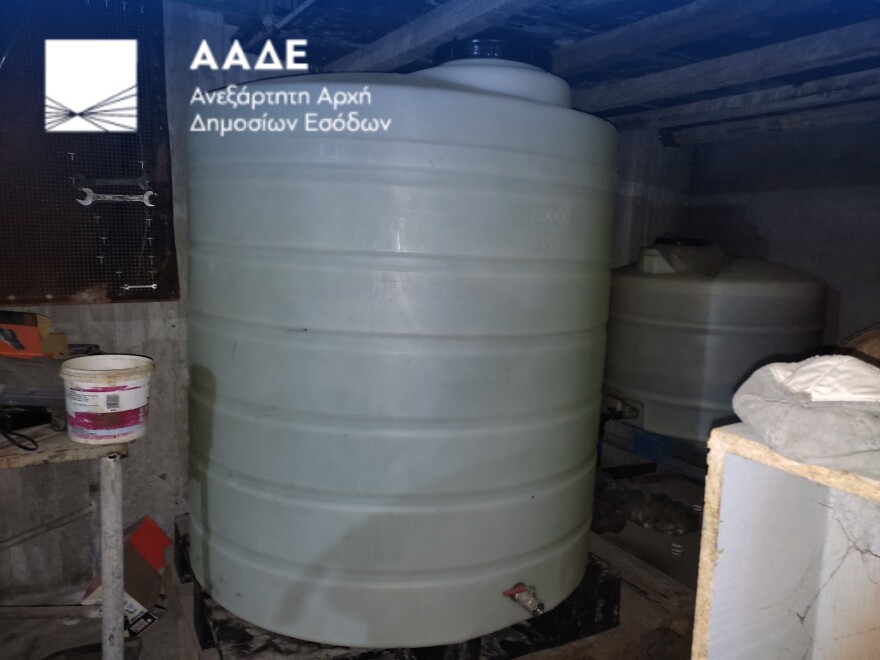 ΑΑΔΕ: Κατάσχεση 23 χιλιάδων λίτρων παράνομης και επικίνδυνης τσικουδιάς στο Ηράκλειο Κρήτης