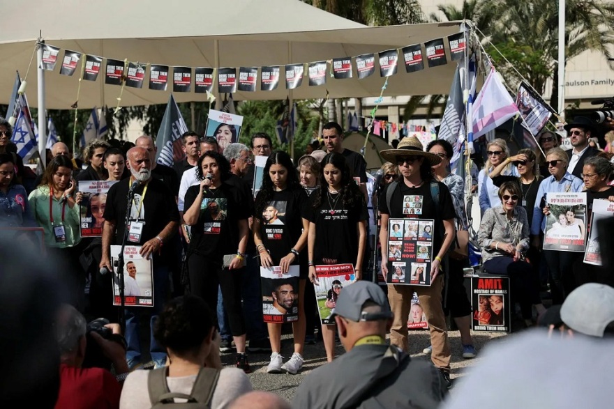 Πόλεμος στο Ισραήλ: Πορεία από το Τελ Αβίβ προς την Ιερουσαλήμ ξεκίνησαν συγγενείς ομήρων που κρατά η Χαμάς
