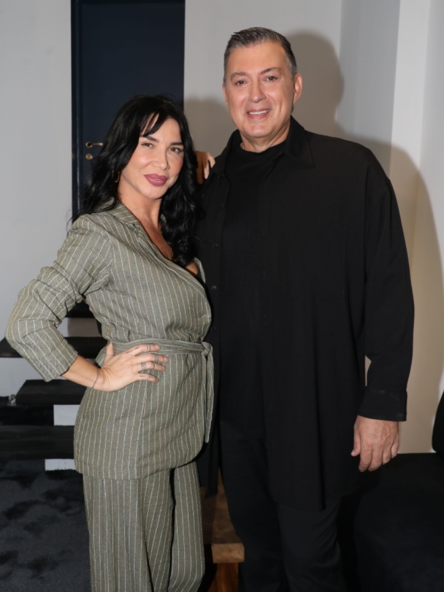 Βασίλης Μπισμπίκης: Πήγε στην πρεμιέρα της Πάολας και του Νίκου Μακρόπουλου