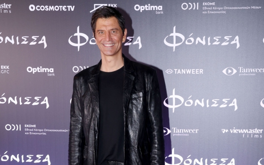 Καρυοφυλλιά Καραμπέτη: Η λαμπερή εμφάνισή της στην πρεμιέρα της «Φόνισσας»