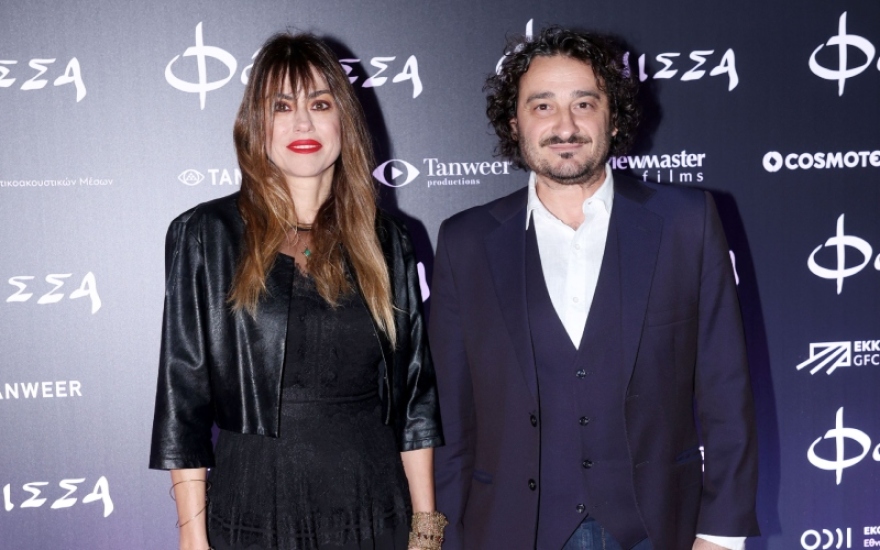 Καρυοφυλλιά Καραμπέτη: Η λαμπερή εμφάνισή της στην πρεμιέρα της «Φόνισσας»