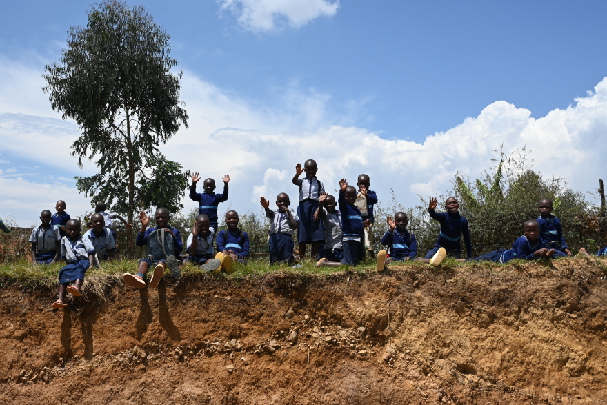 Ελληνο-αφρικανική σύμπραξη για την υποστήριξη της εκπαίδευσης παιδιών στη Ρουάντα