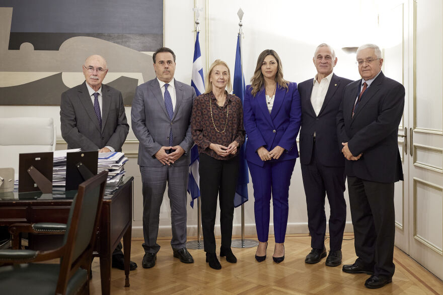 Παρατείνεται η θητεία του Διοικητικού Συμβουλίου της «Κιβωτού του Κόσμου» με Πρόεδρο την Αλεξάνδρα Μαρτίνου