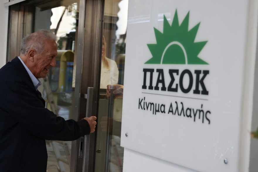 Ανδρουλάκης:  Οι αξίες και θέσεις μας θα υπηρετούν την προσπάθειά μας να υπάρξει μία ισχυρή δύναμη απέναντι στη Νέα Δημοκρατία 