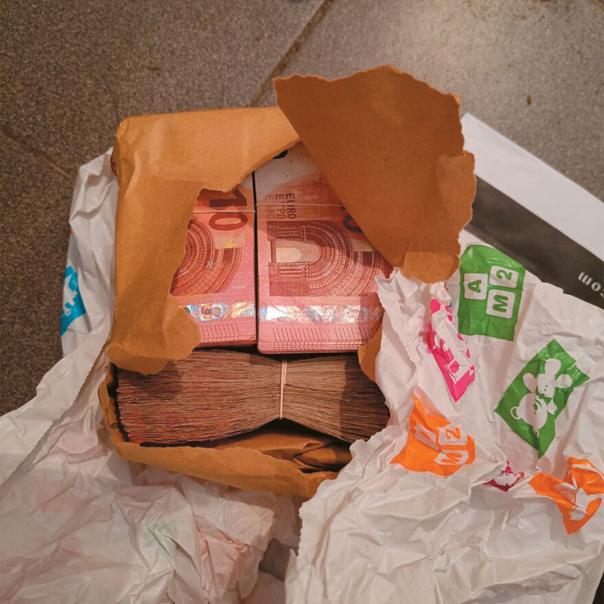 Αποκάλυψη για πατέρα Αντώνιο: Κοσμήματα και μετρητά σε χαρτοσακούλες βρίσκουν ακόμη στην «Κιβωτό»