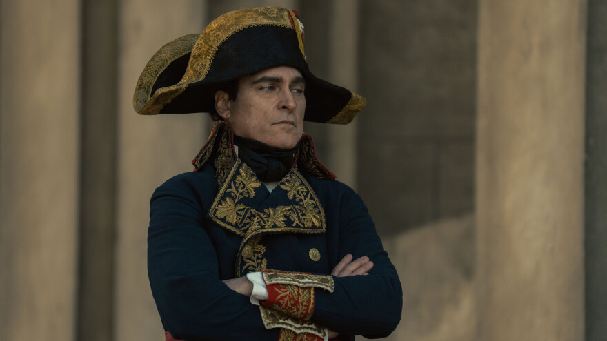 Ο μέγας Χοακίν Φίνιξ και ο Μέγας Ναπολέων - Ο ερωτύλος και ερωτευμένος Βοναπάρτης έρχεται στη μεγάλη οθόνη