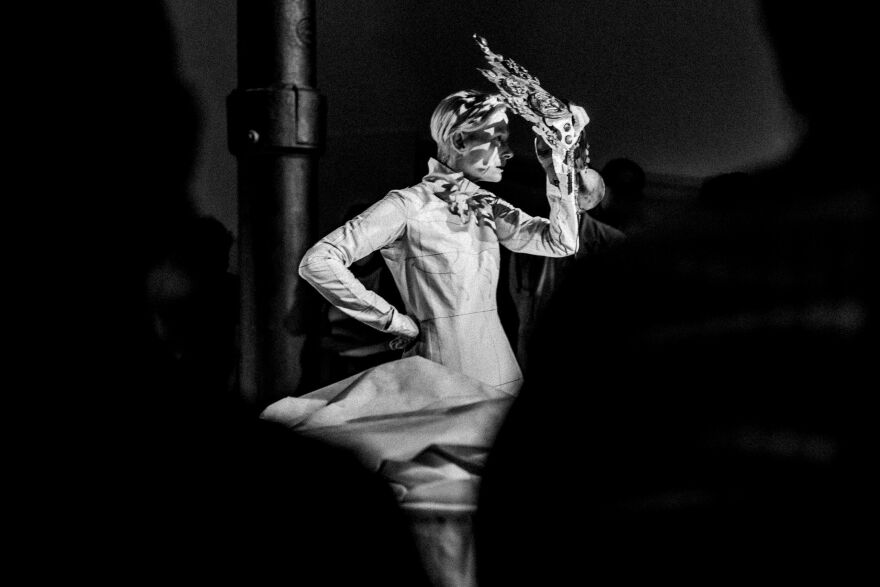 Τίλντα Σουίντον: Έρχεται στην Αθήνα για μια ανατρεπτική παρουσίαση των κοστουμιών από τις ταινίες του Παζολίνι