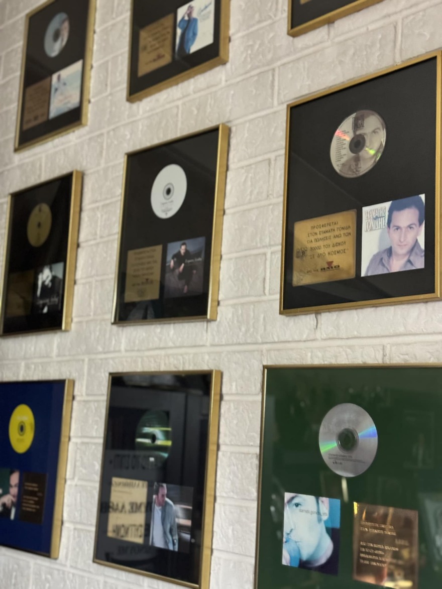 Dj Deleasis: Ο viral dj του ελληνικού TikTok γνωρίστηκε με το μουσικό του «γούρι» Σταμάτη Γονίδη