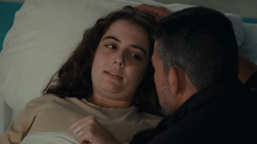 Γη της Ελιάς: Η Άννα πέφτει θύμα σεξουαλικής παρενόχλησης