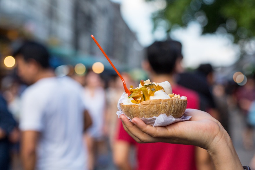 Εμπειρίες και όχι αγαθά - πώς οι νεότερες γενιές μας δείχνουν τον δρόμο