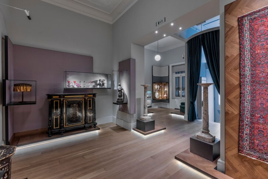 Κωνσταντίνος Καβάφης: Αυτό είναι το εντυπωσιακό νέο σπίτι του Αλεξανδρινού ποιητή στην Πλάκα - Δείτε φωτογραφίες