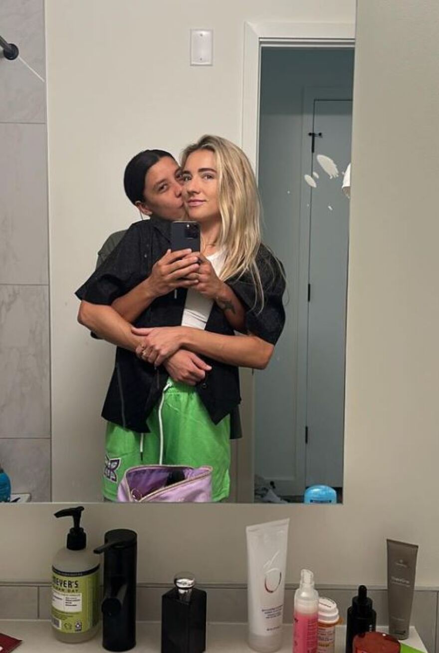 Σαμ Κερ: Έχασε την Χρυσή Μπάλα αλλά κέρδισε την καρδιά της συντρόφου της και παντρεύονται - Φωτογραφίες 