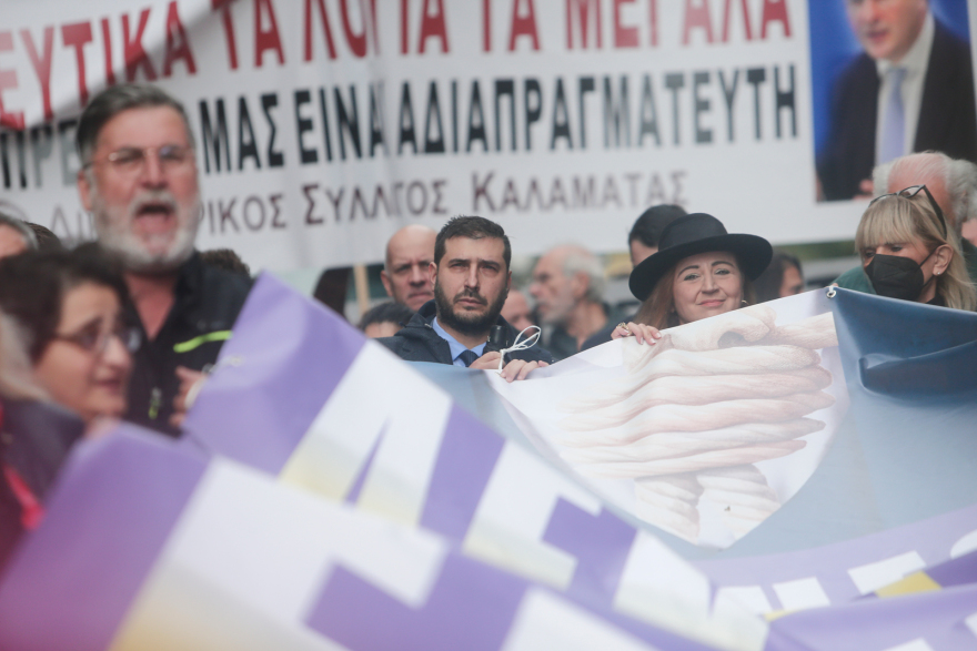 Μεγάλη η συμμετοχή των δικηγόρων στην απεργία για το φορολογικό νομοσχέδιο - Φωτογραφίες 