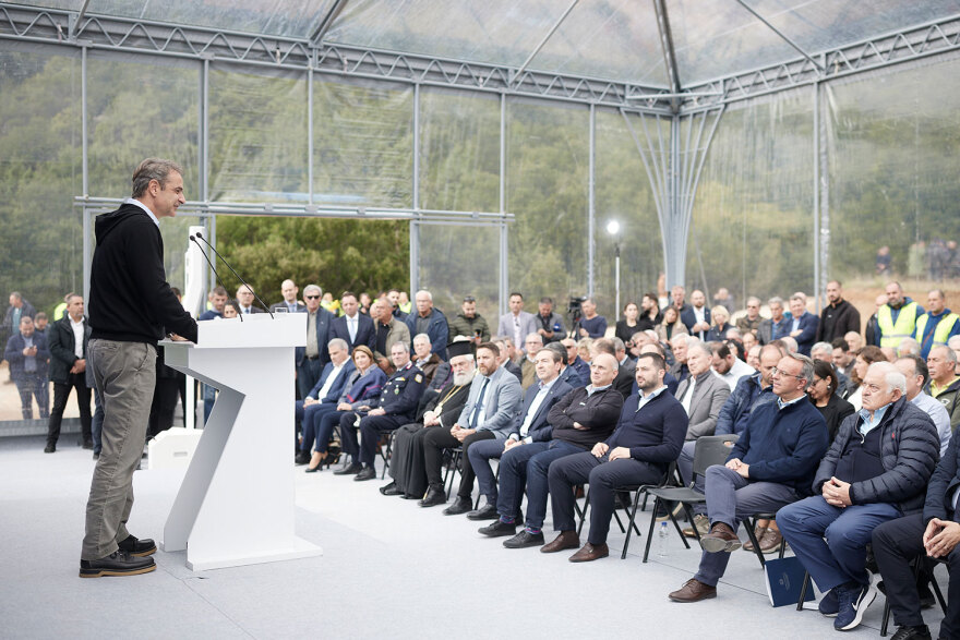 Μητσοτάκης από Καμένα Βούρλα: Όσοι αυξάνουν αδικαιολόγητα τις τιμές, θα μας βρουν απέναντι