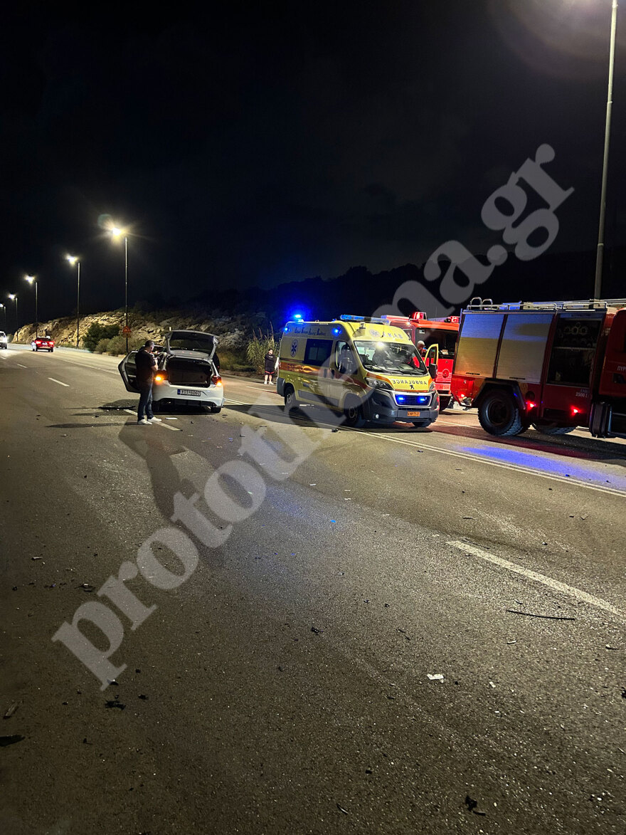 Βάρκιζα: Θρήνος για τη 18χρονη που σκοτώθηκε στο τροχαίο - Τραυματισμένη νοσηλεύεται η 19χρονη ξαδέρφη της
