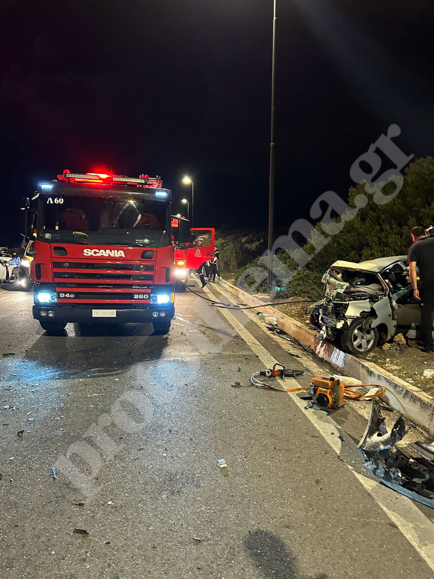 Βάρκιζα: Θρήνος για τη 18χρονη που σκοτώθηκε στο τροχαίο - Τραυματισμένη νοσηλεύεται η 19χρονη ξαδέρφη της