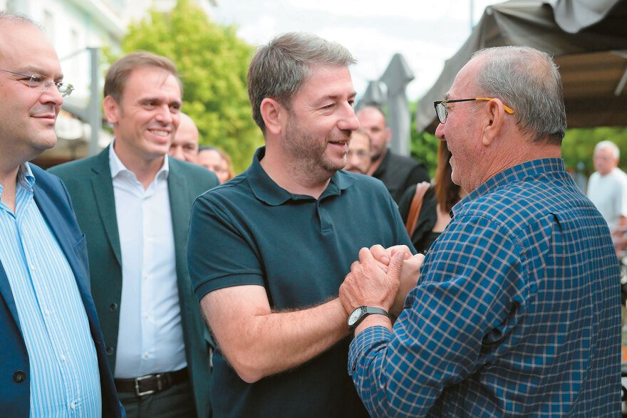 Νίκος Ανδρουλάκης στο ΘΕΜΑ: Δεν πιστεύω σε συγκολλήσεις κορυφής,  έχουμε ξαναδεί κόμματα διάττοντες αστέρες